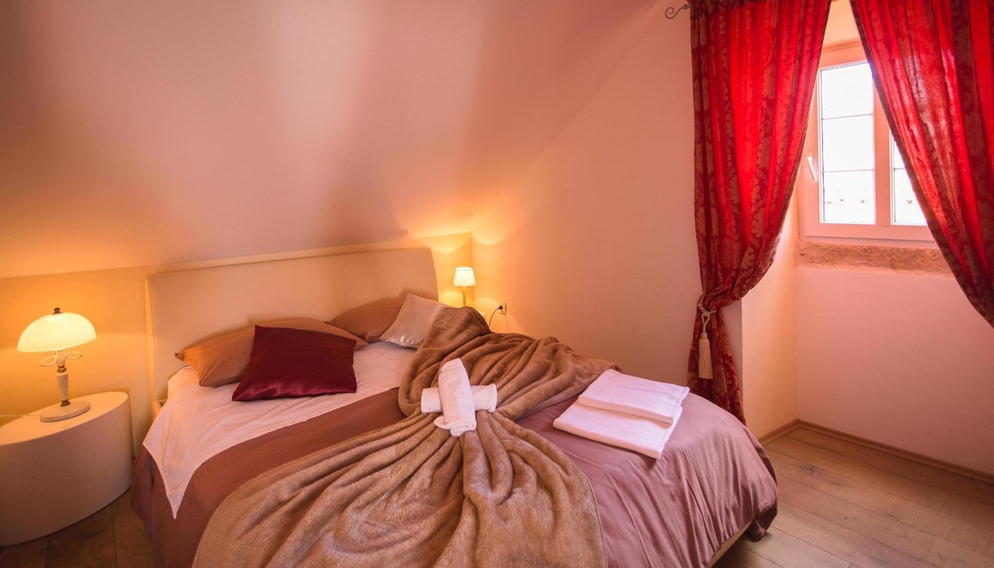 Guesthouse Mimbelli Orebić Eksteriør bilde