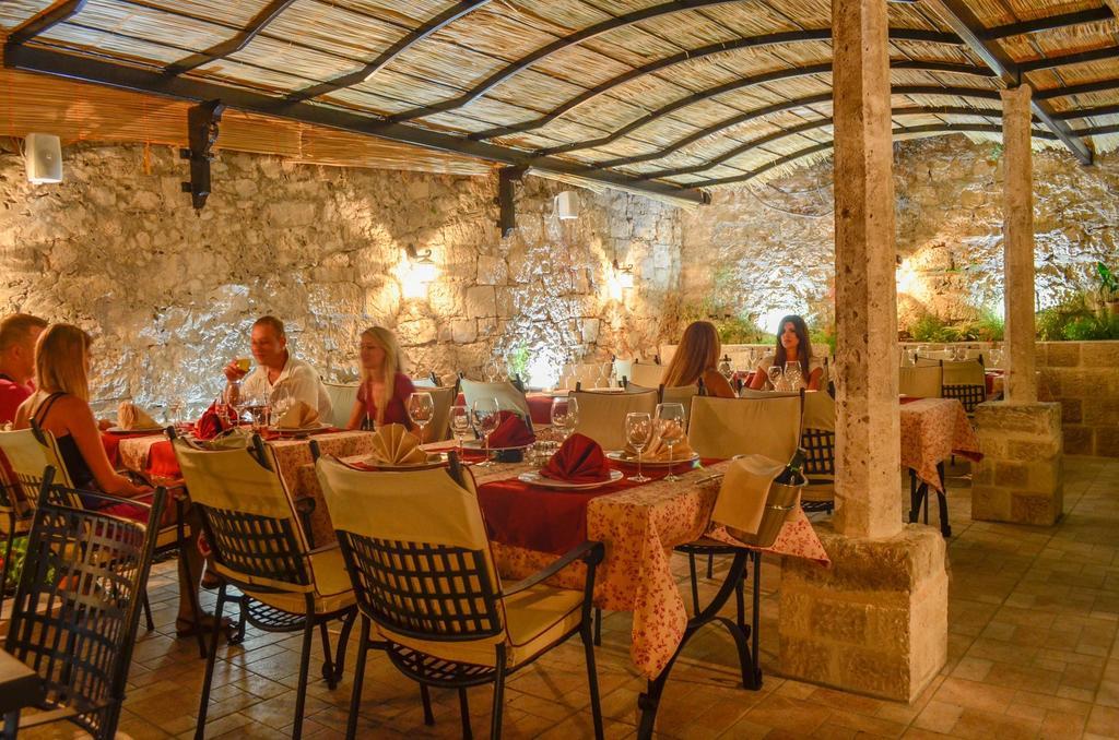 Guesthouse Mimbelli Orebić Rom bilde